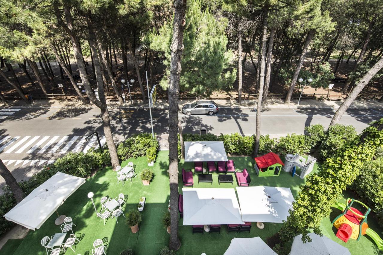 Park Hotel Pineta Τσέρβια Εξωτερικό φωτογραφία