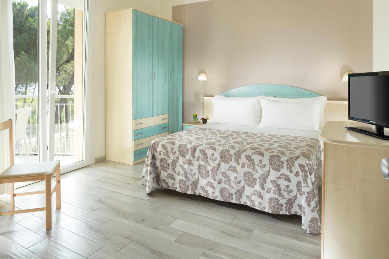 Park Hotel Pineta Τσέρβια Εξωτερικό φωτογραφία