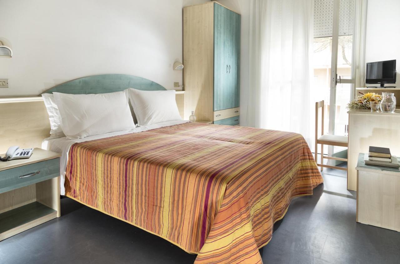 Park Hotel Pineta Τσέρβια Εξωτερικό φωτογραφία