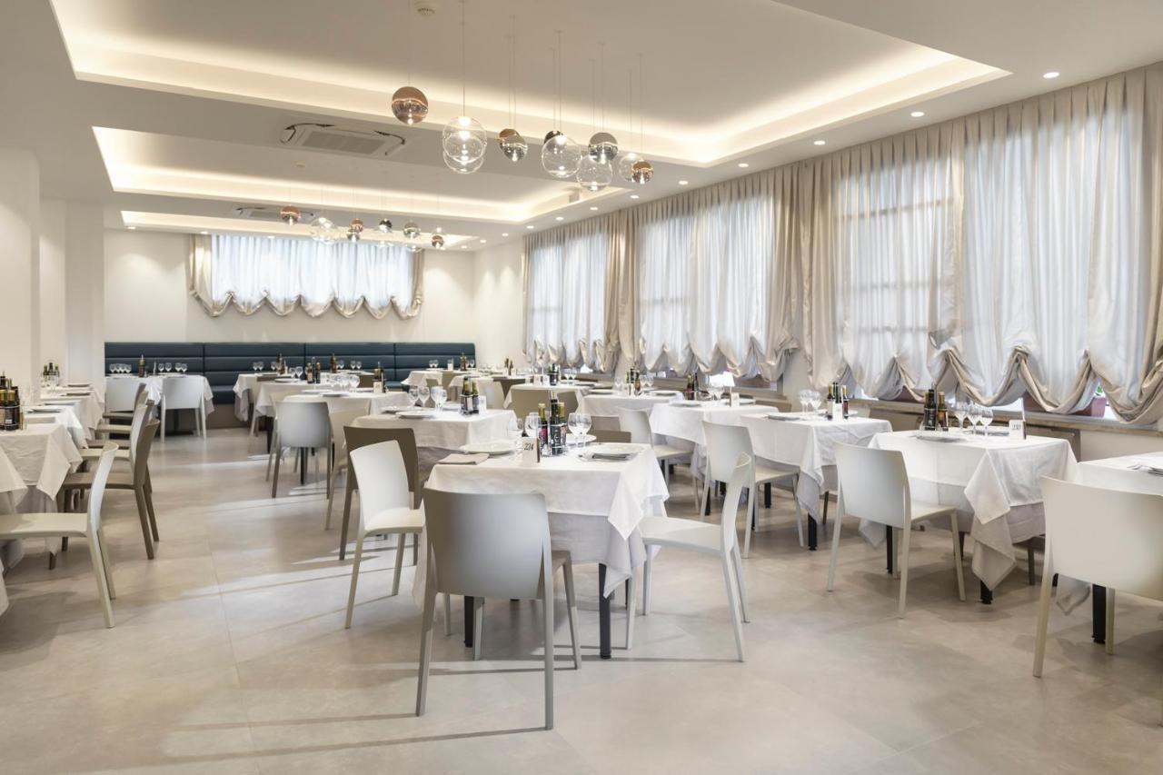 Park Hotel Pineta Τσέρβια Εξωτερικό φωτογραφία
