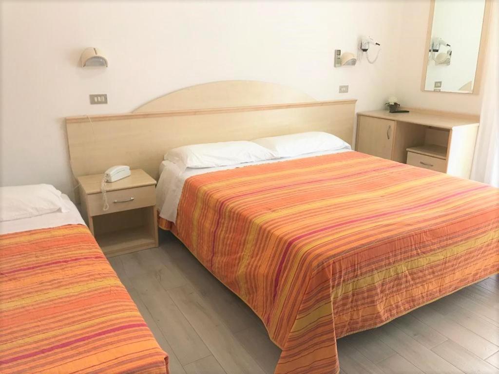 Park Hotel Pineta Τσέρβια Εξωτερικό φωτογραφία